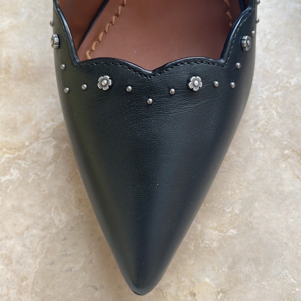 A beautiful black COACH shoe - Picture 7 of 11